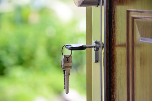 Thinking of Moving Out of State? 5 Pros of Selling Your Home